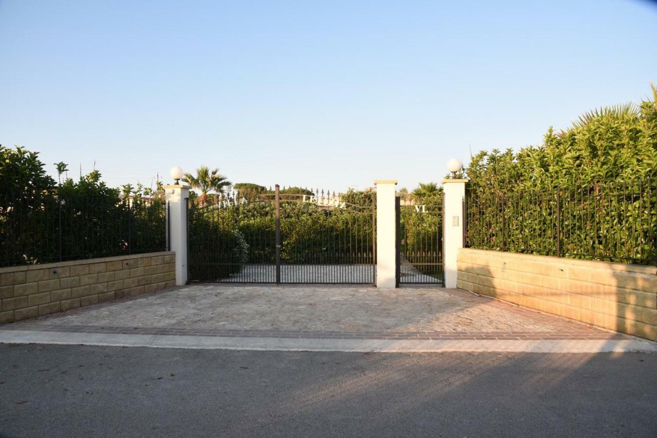 Villa Letizia กัมโปเฟลิเช ดิ โรชเชลลา ภายนอก รูปภาพ